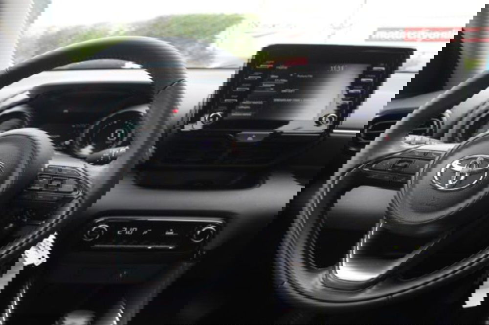 Toyota Yaris Cross usata a Roma (10)