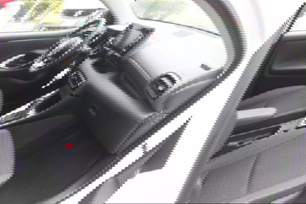 Toyota Yaris Cross usata a Roma (6)