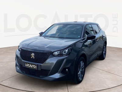 Peugeot 2008 1.2 puretech Active s&amp;s 100cv del 2022 usata a Torino