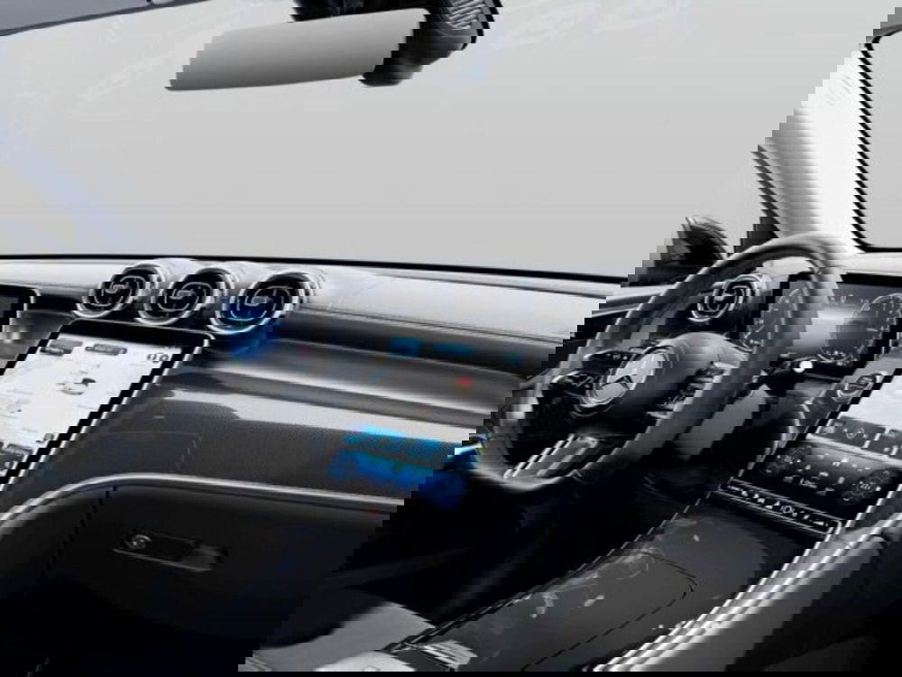 Mercedes-Benz GLC nuova a Verona (5)