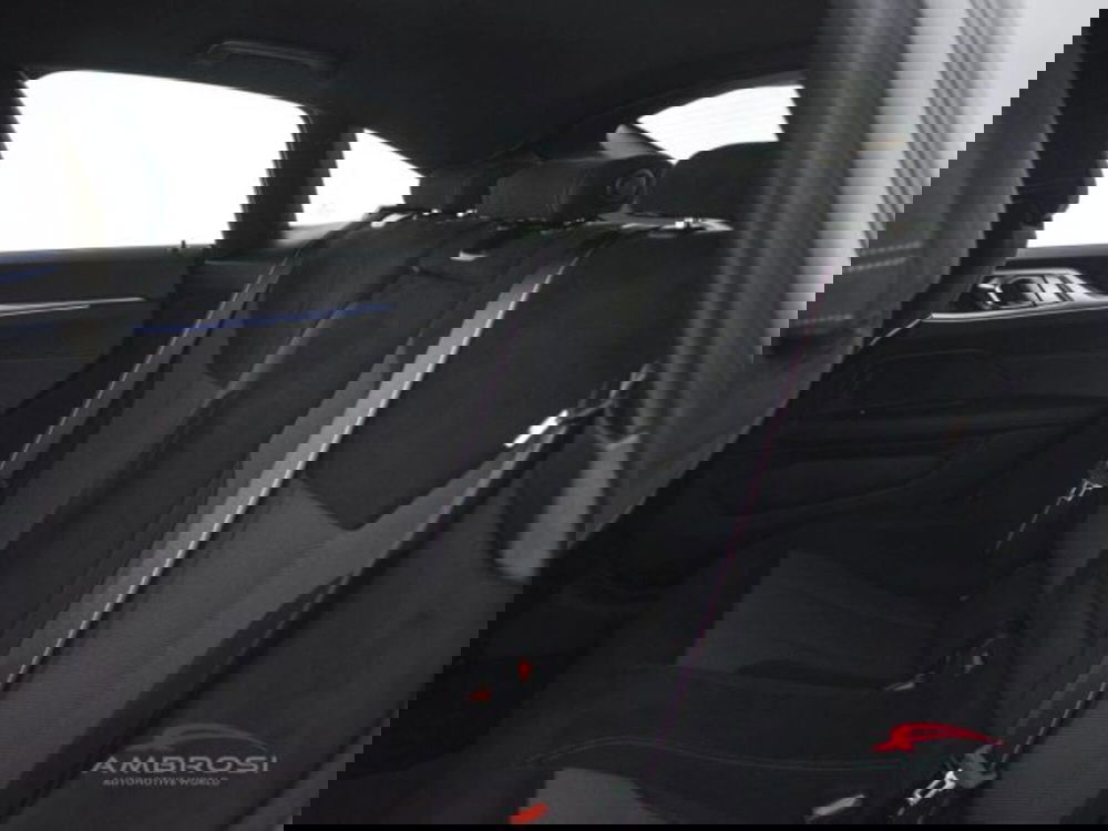 BMW i4 usata a Perugia (10)