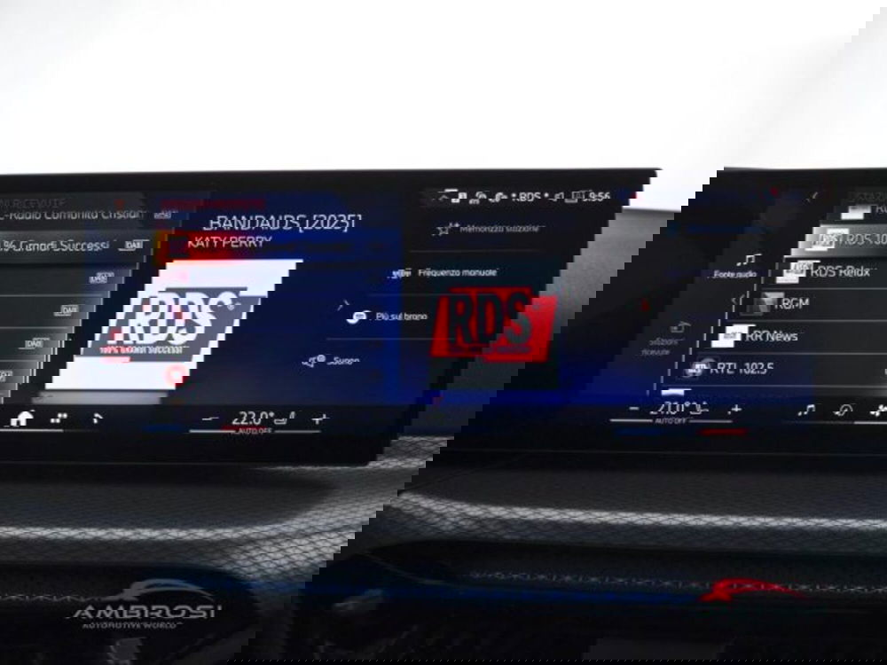 BMW i4 usata a Perugia (15)