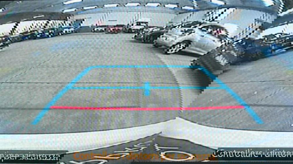 Toyota Yaris Cross nuova a Monza e Brianza (13)