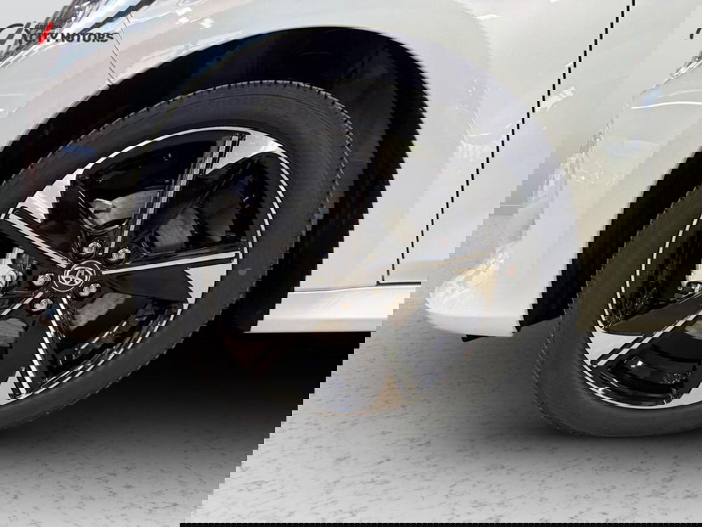 Toyota Yaris Cross nuova a Monza e Brianza (15)