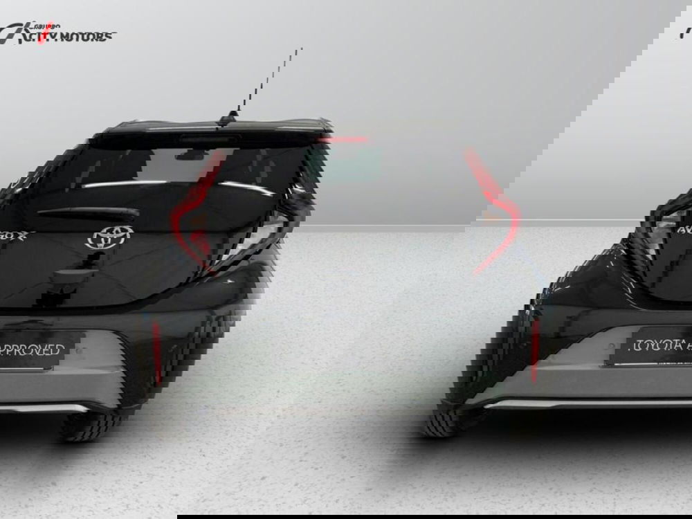 Toyota Aygo X nuova a Monza e Brianza (5)