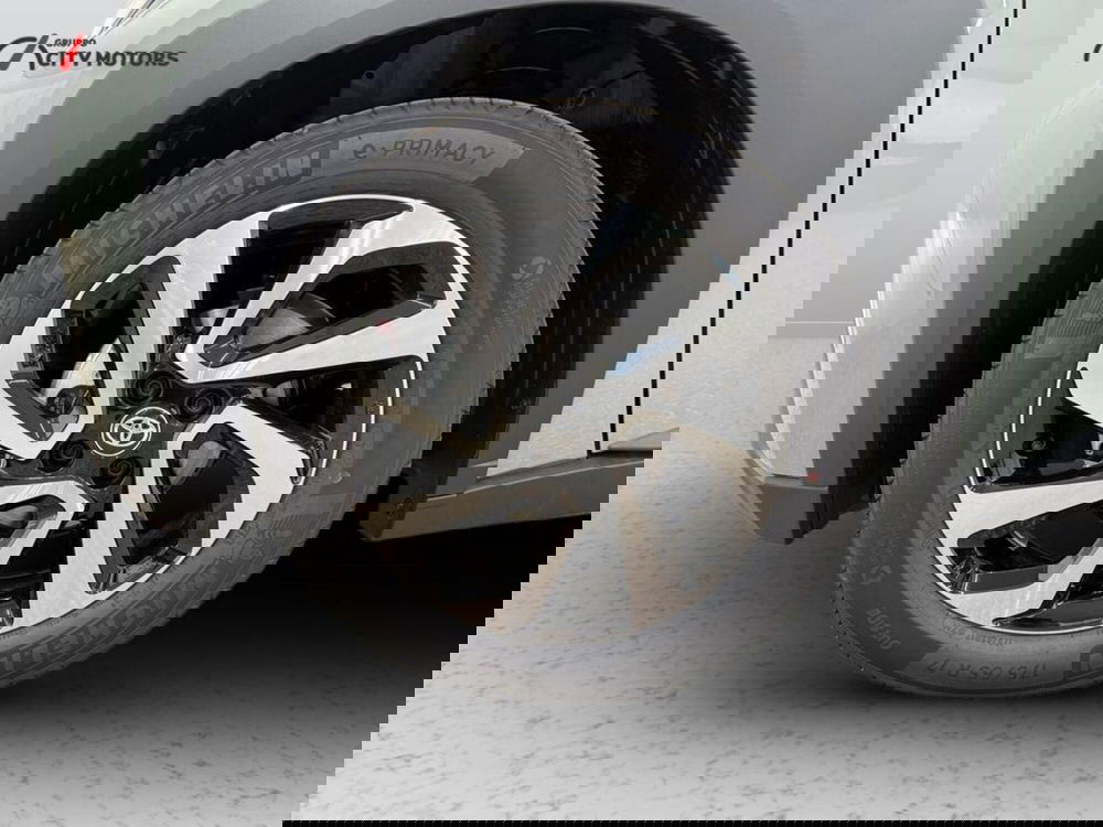 Toyota Aygo X nuova a Monza e Brianza (15)