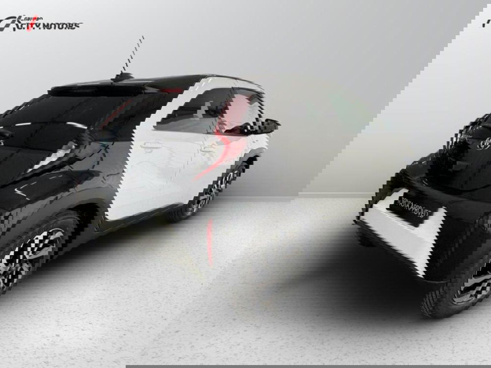 Toyota Aygo X nuova a Monza e Brianza (6)