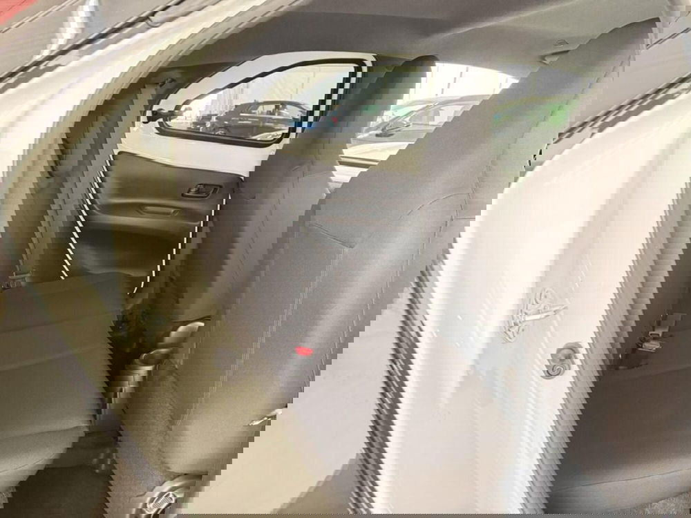 Toyota Aygo X nuova a Monza e Brianza (10)