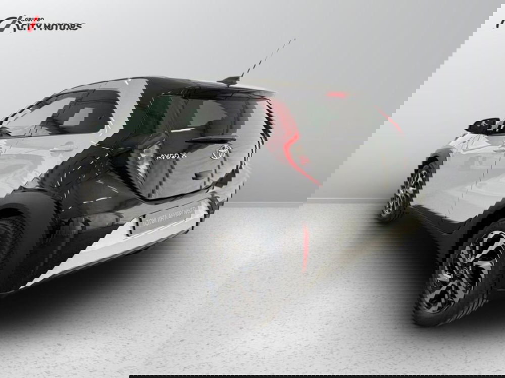 Toyota Aygo X nuova a Monza e Brianza (4)