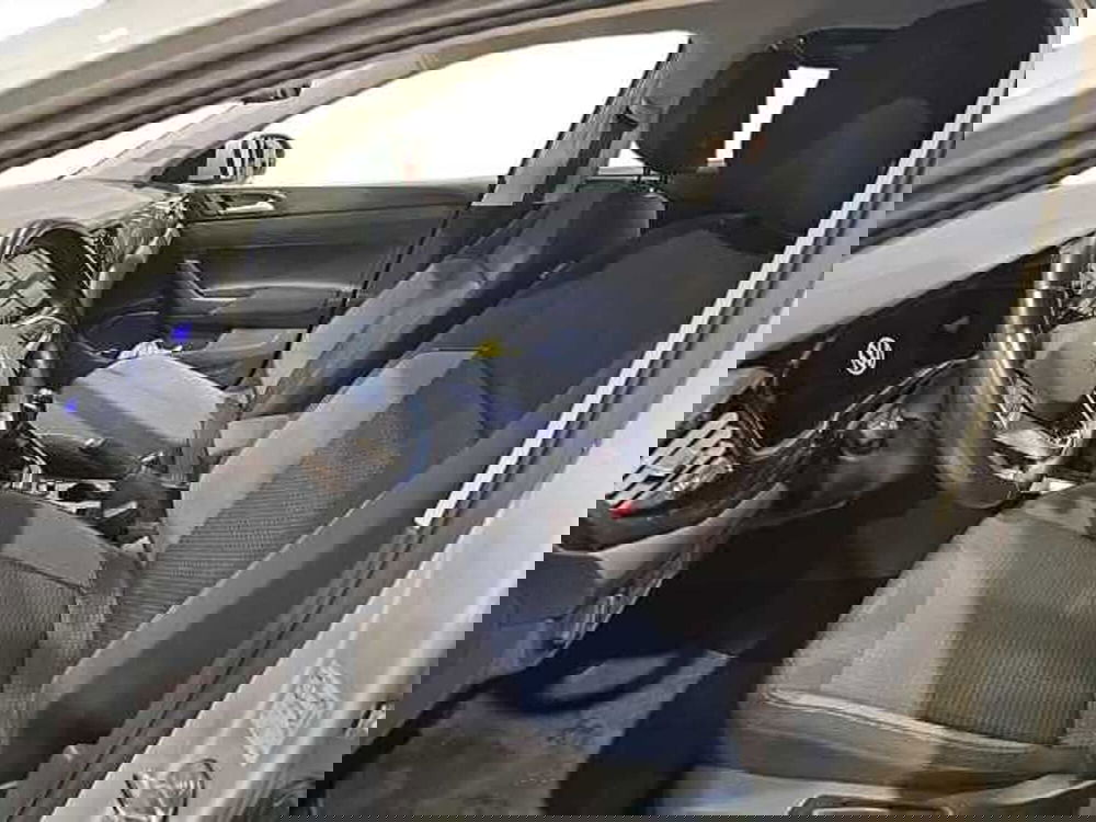 Volkswagen Taigo usata a Lecco (10)