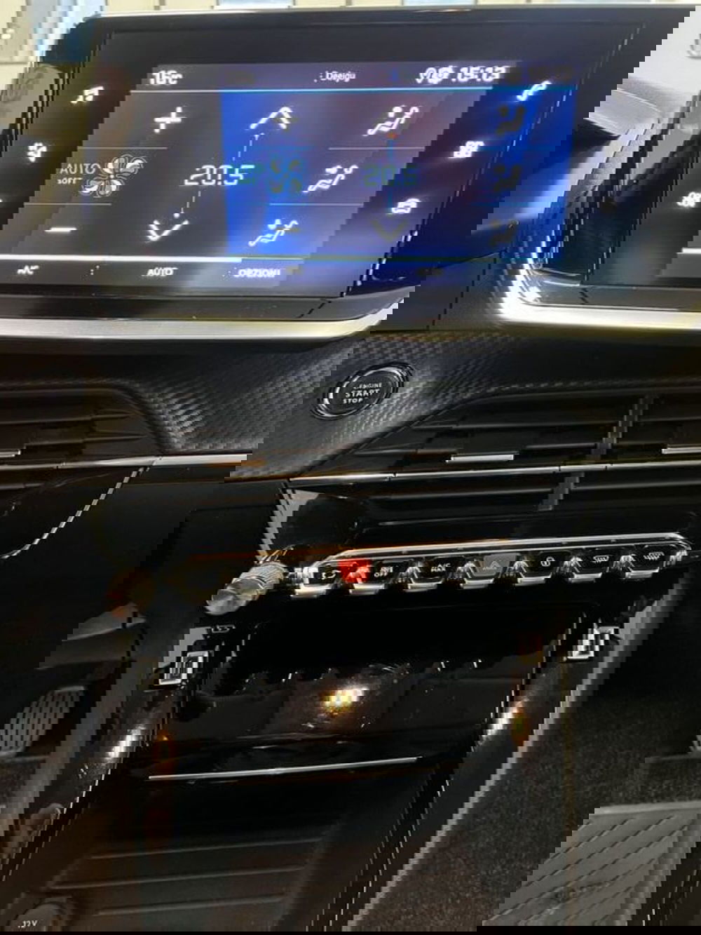 Peugeot 208 usata a Prato (13)