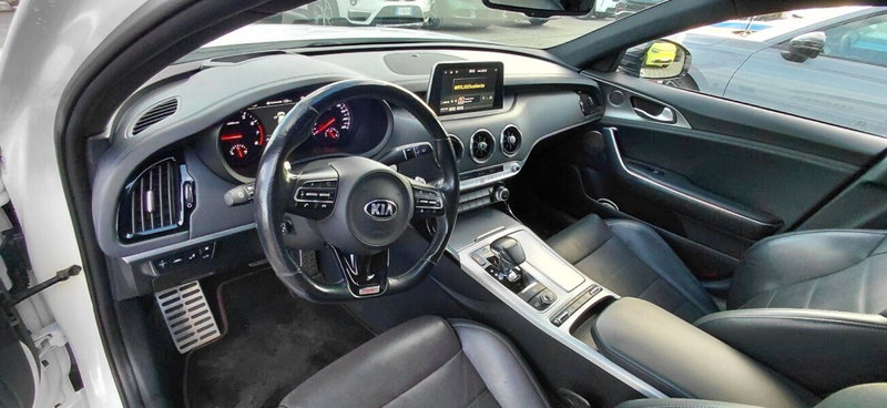 Kia Stinger usata a Cosenza (13)