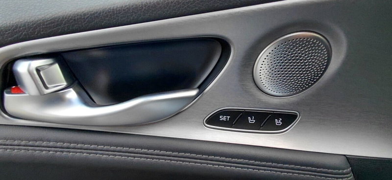 Kia Stinger usata a Cosenza (17)