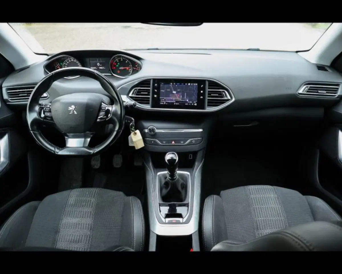 Peugeot 308 SW usata a Bologna (12)