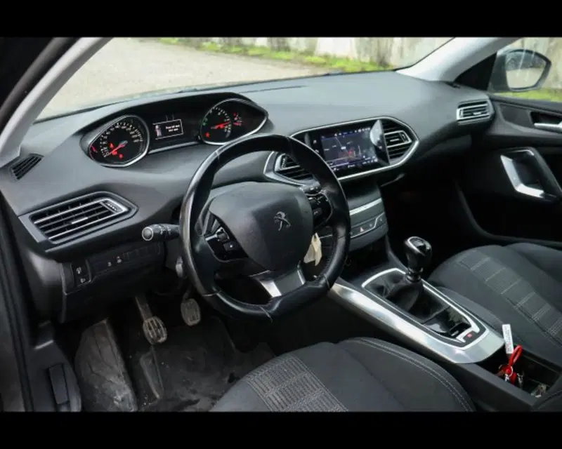 Peugeot 308 SW usata a Bologna (14)