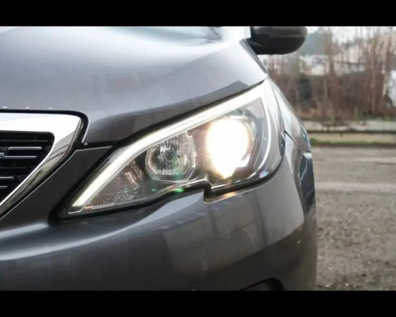 Peugeot 308 SW usata a Bologna (6)