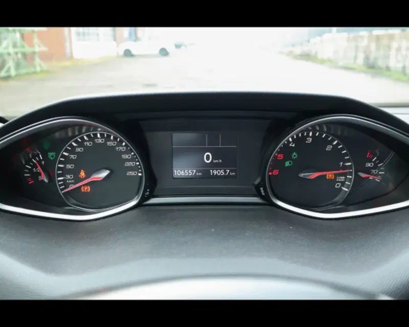 Peugeot 308 SW usata a Bologna (9)