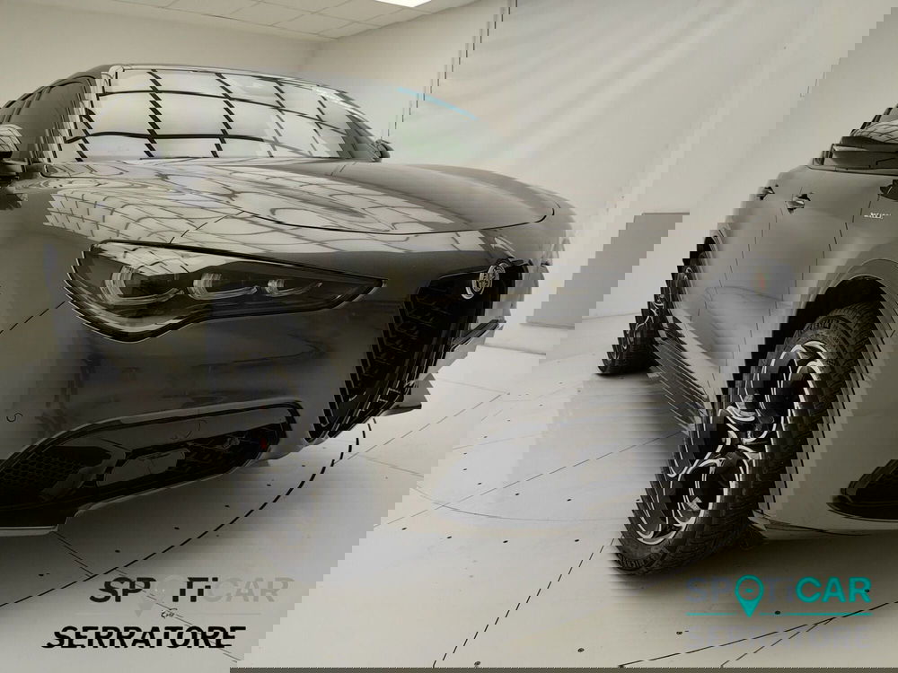 Alfa Romeo Stelvio usata a Como (3)