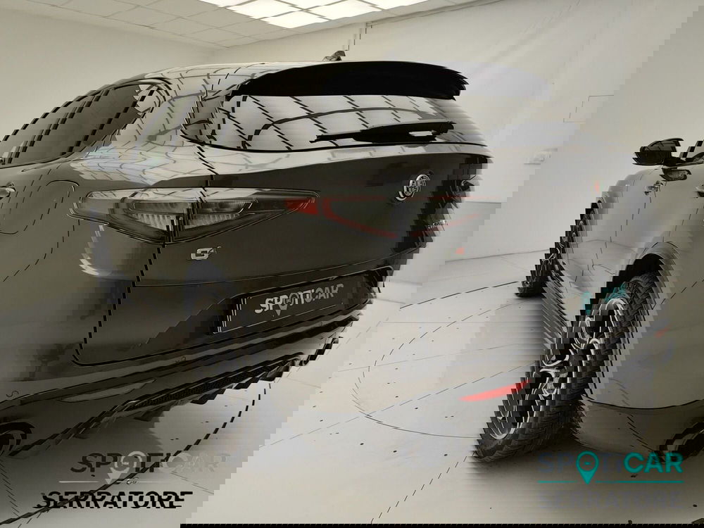 Alfa Romeo Stelvio usata a Como (4)