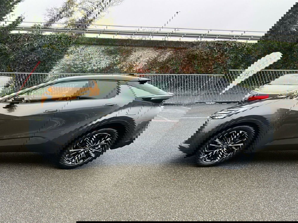 Toyota Toyota C-HR usata a Piacenza (4)