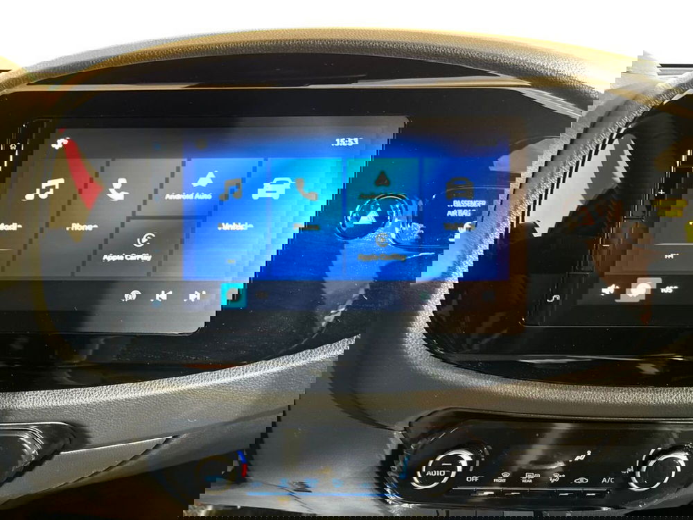 Toyota Aygo X nuova a Lecco (12)