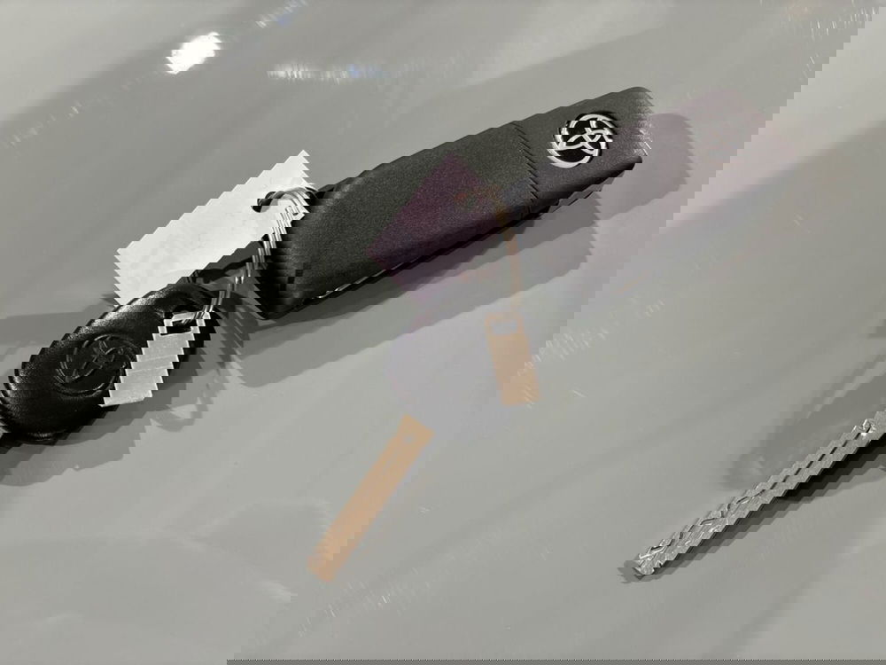 Toyota Aygo X nuova a Lecco (17)