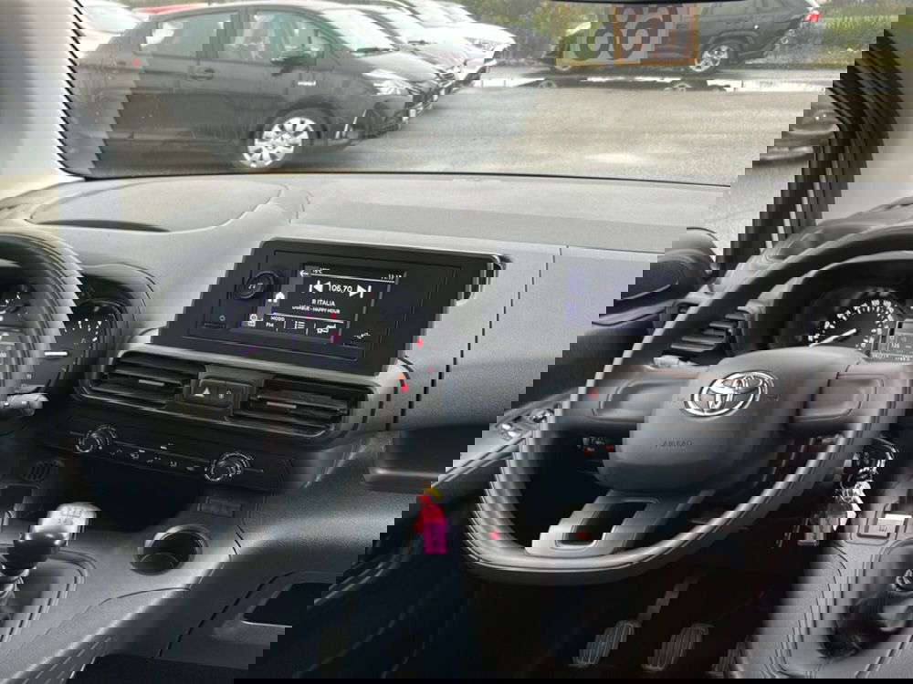 Toyota Proace City usata a Piacenza (12)