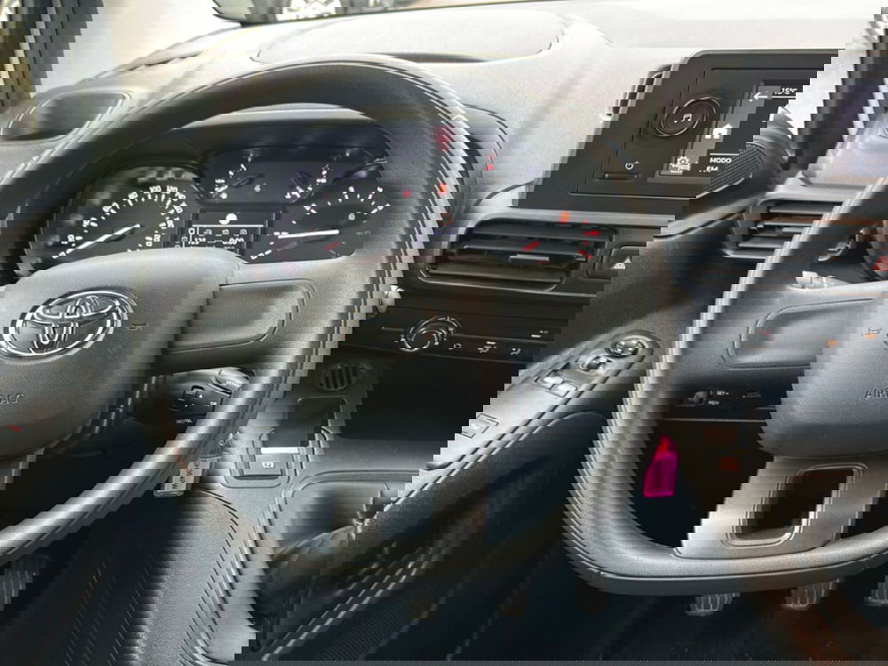 Toyota Proace City usata a Piacenza (13)