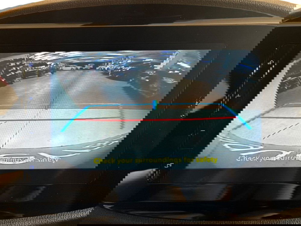 Toyota Aygo X nuova a Lecco (13)