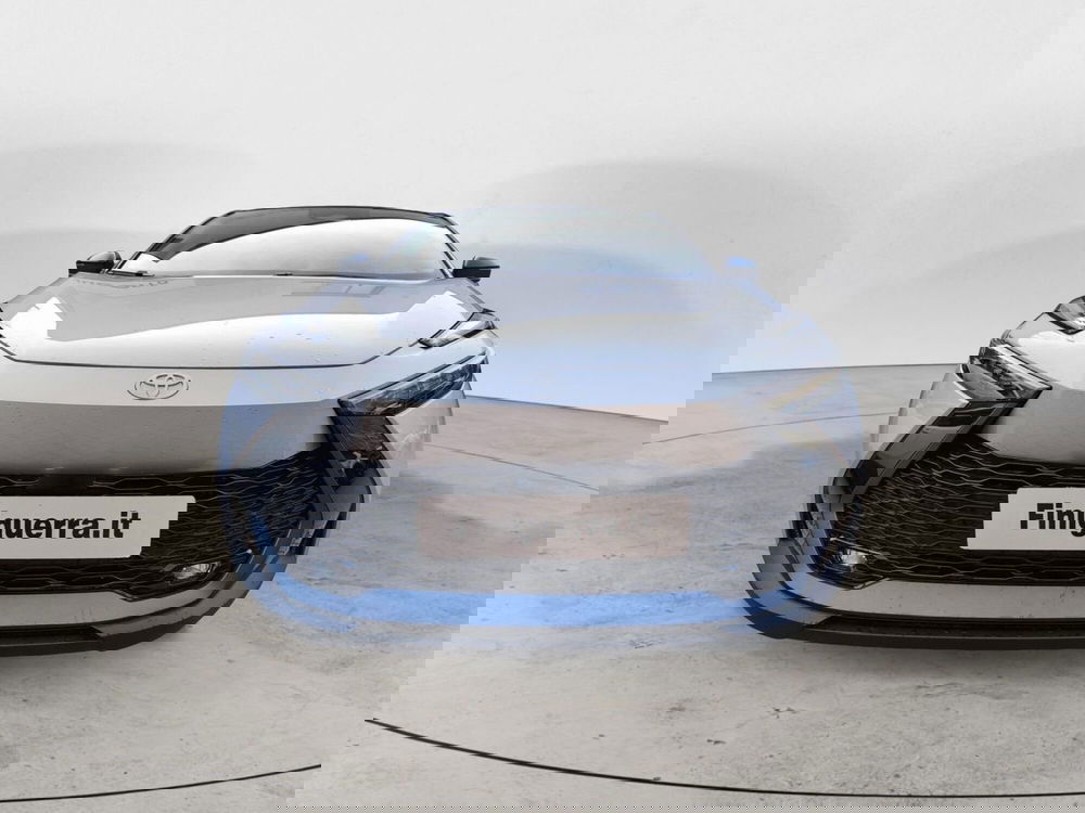 Toyota Toyota C-HR nuova a Lecco (2)