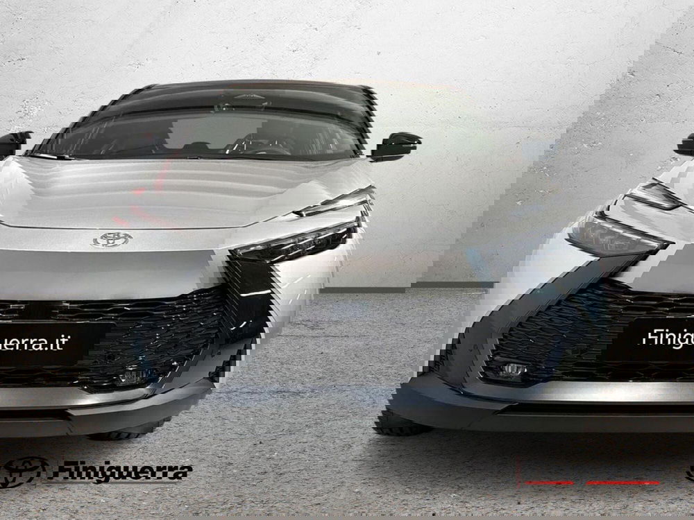 Toyota Toyota C-HR nuova a Lecco (2)