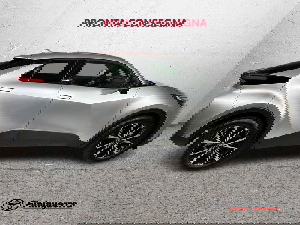 Toyota Toyota C-HR nuova a Lecco (5)