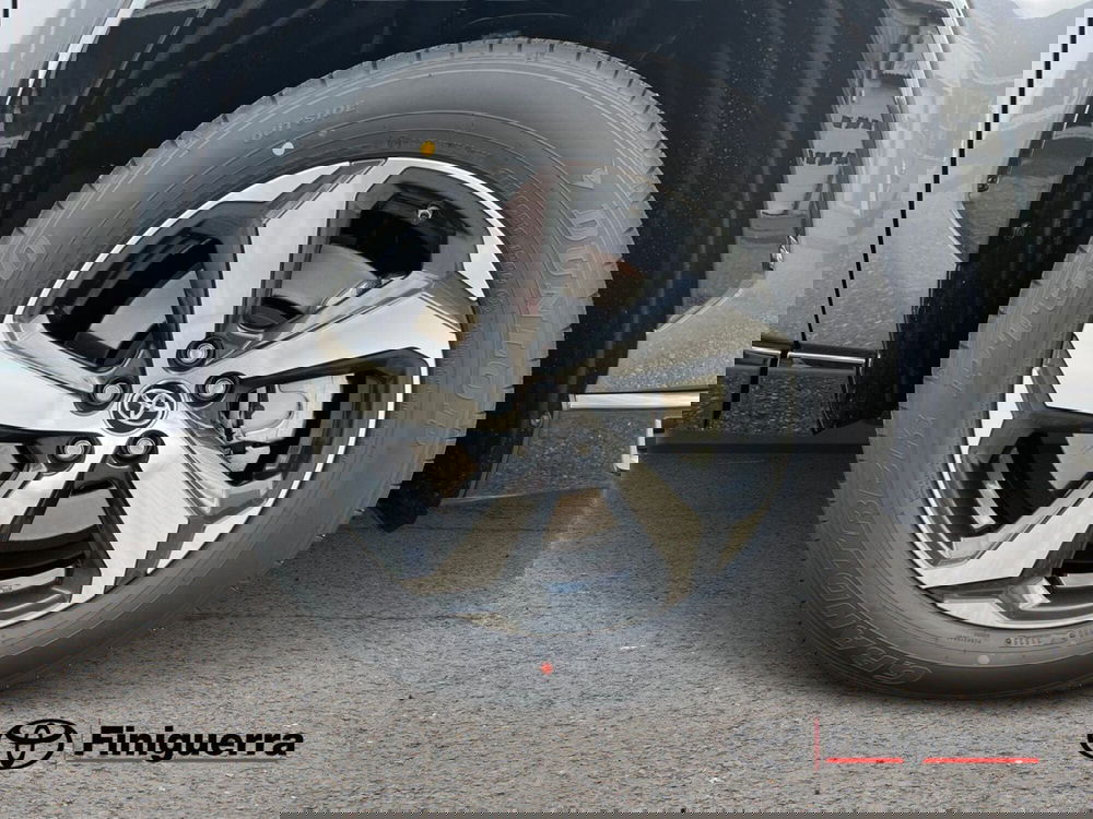 Toyota Rav4 nuova a Lecco (7)