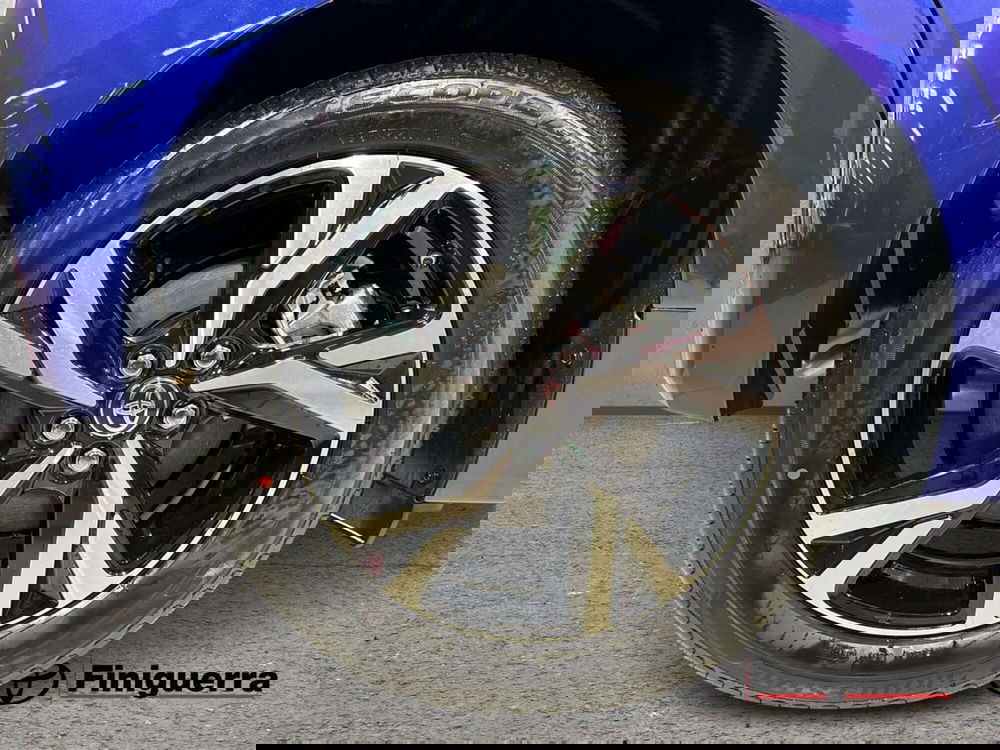 Toyota Yaris nuova a Lecco (7)