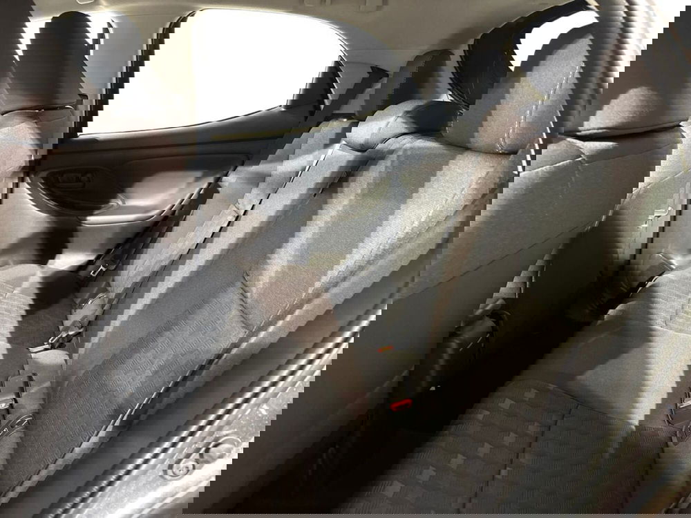 Toyota Yaris nuova a Lecco (11)