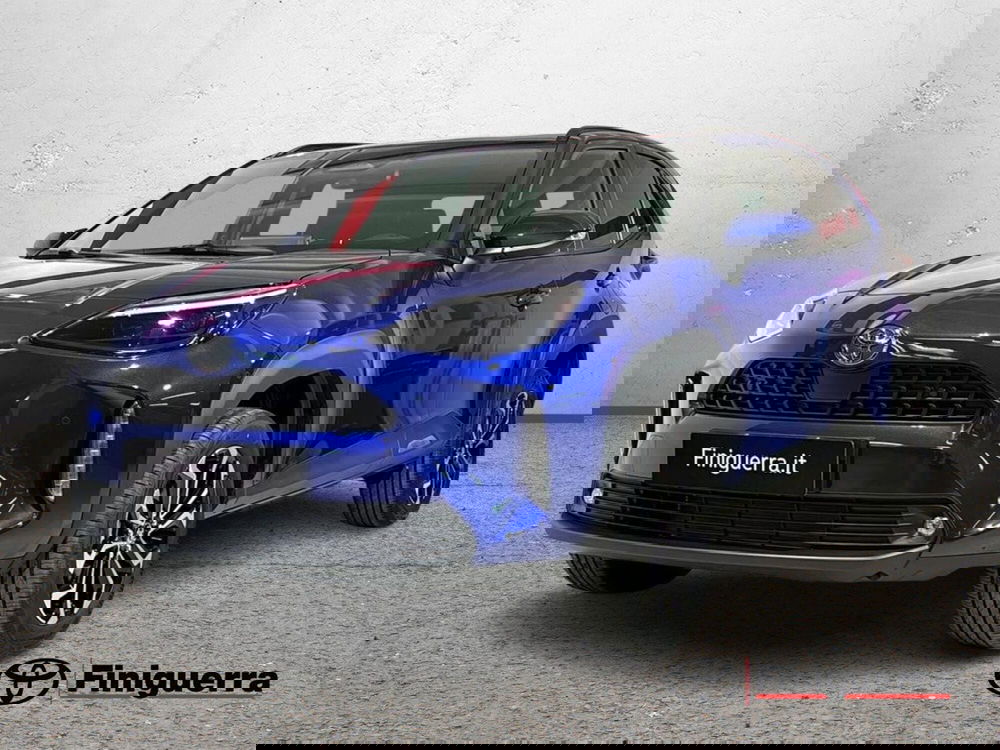 Toyota Yaris Cross nuova a Lecco