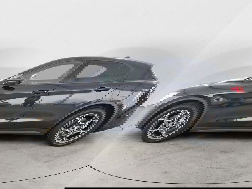 Alfa Romeo Stelvio usata a Potenza (4)