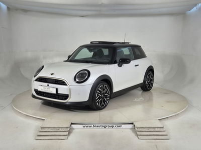 MINI Mini 3p 1.5 C Favoured auto del 2024 usata a Moncalieri