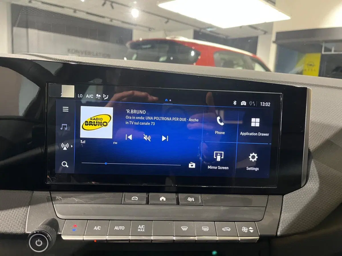 Opel Astra Station Wagon nuova a Milano (17)