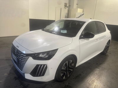 Peugeot 208 Turbo 110 S&amp;S 5 porte Allure del 2025 usata a Milano