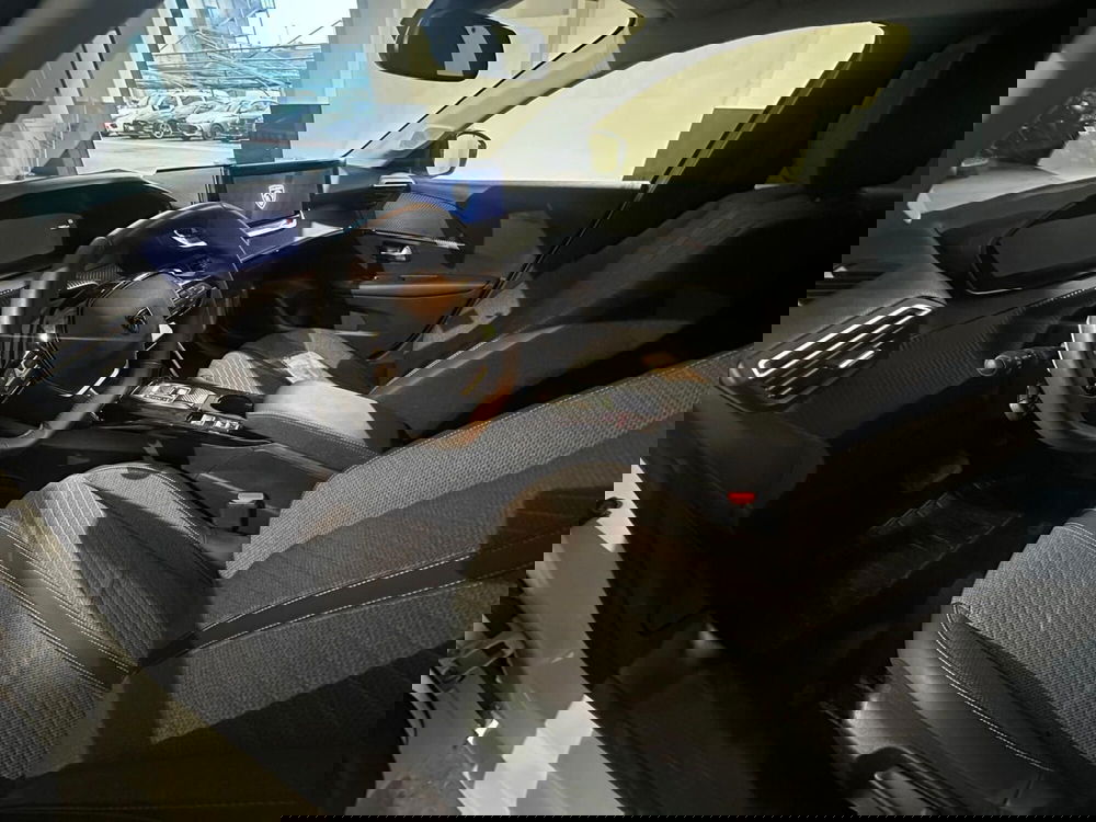 Peugeot 208 usata a Milano (10)