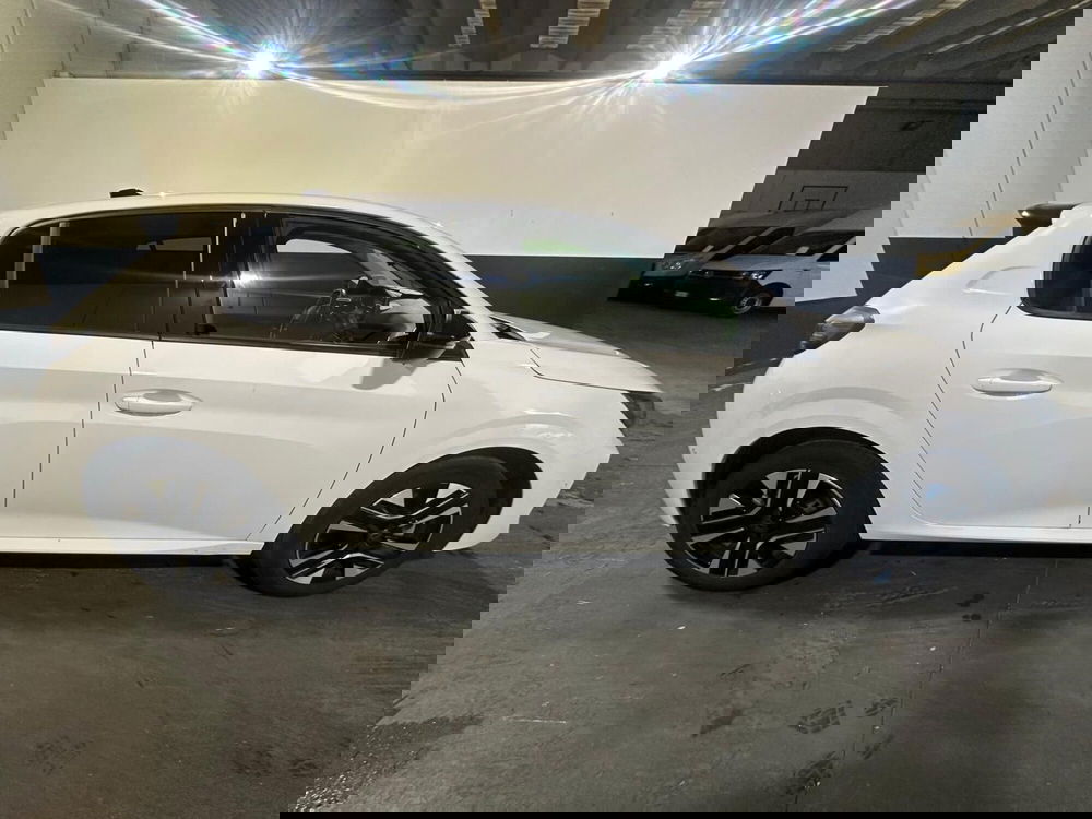 Peugeot 208 usata a Milano (4)