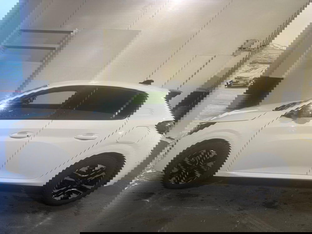 Peugeot 208 usata a Milano (5)