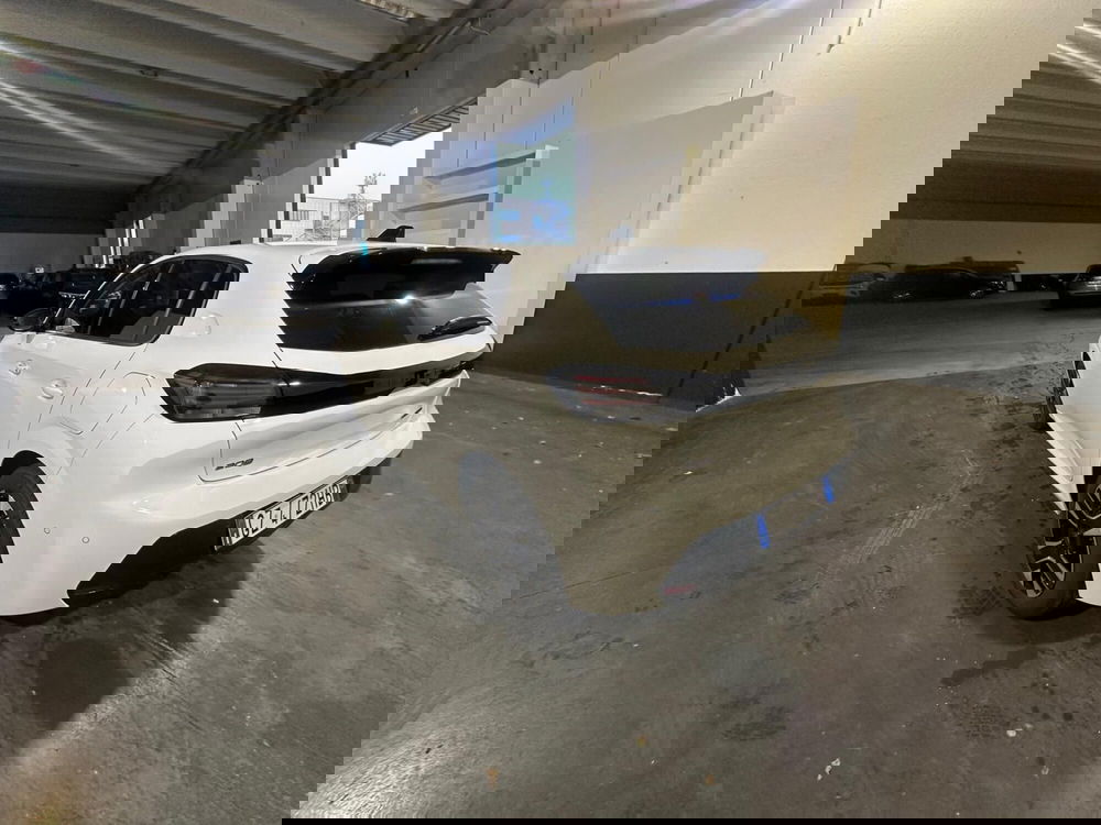 Peugeot 208 usata a Milano (6)