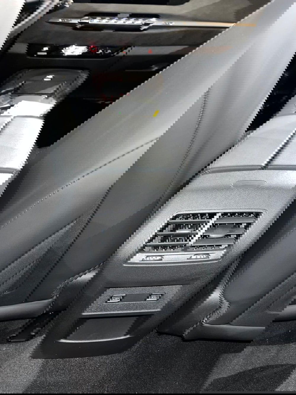 Ds DS 4 nuova a Milano (19)