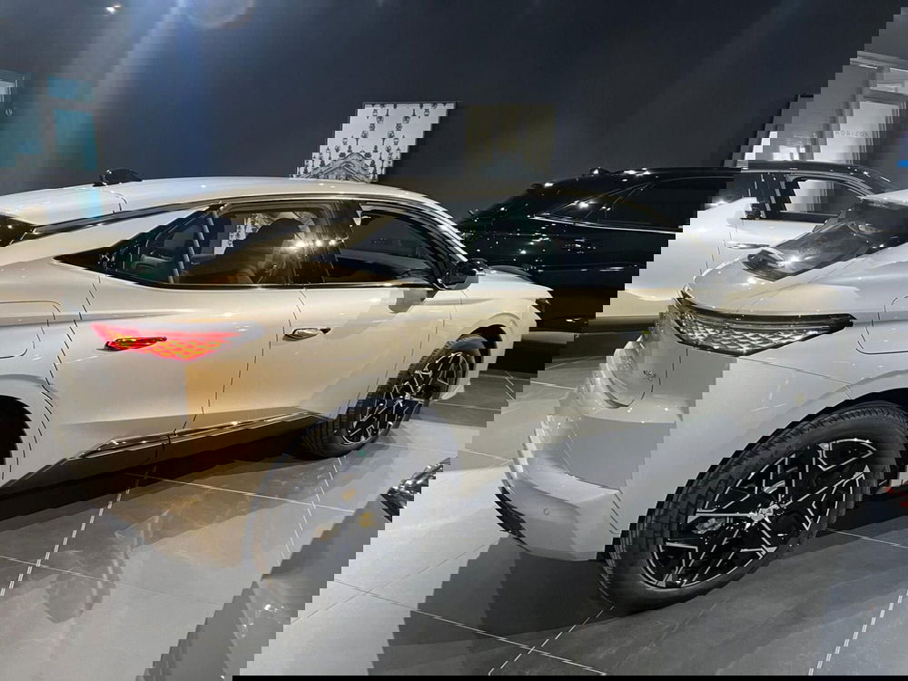 Ds DS 4 nuova a Milano (6)