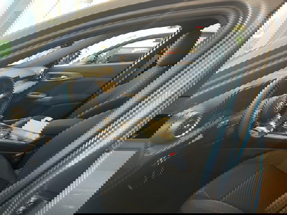 Alfa Romeo Tonale nuova a Milano (11)