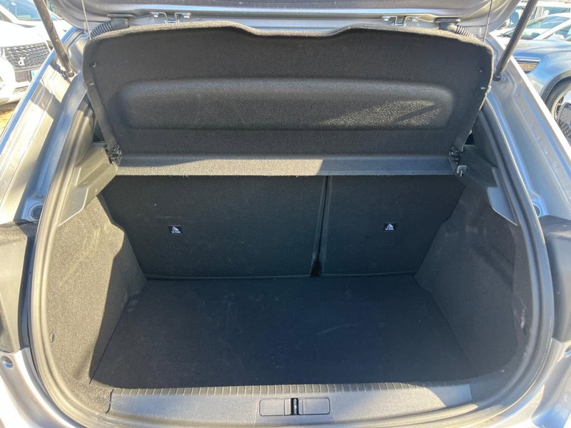 Peugeot 208 usata a Milano (11)