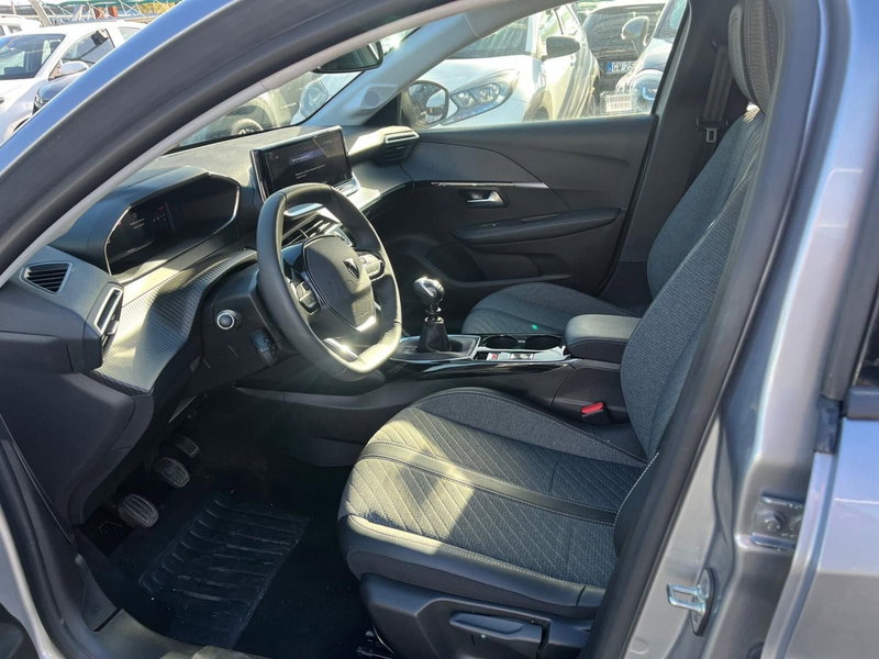 Peugeot 208 usata a Milano (12)