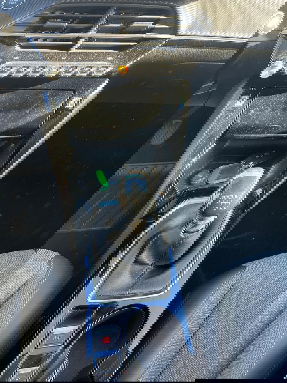 Peugeot 208 usata a Milano (17)